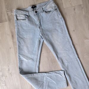 Forever 21 Men Light Wash Jeans Size 33 33x31